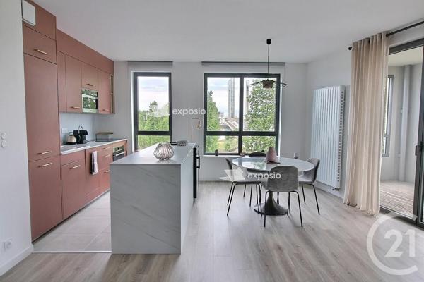 Appartement T4 à vendre  4 pièces - 94,40 m 2   BORDEAUX  - 33