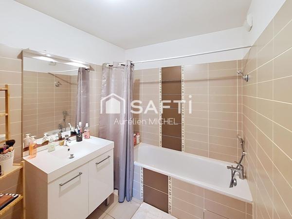 Appartement de 52m² avec terrasse en plein centre