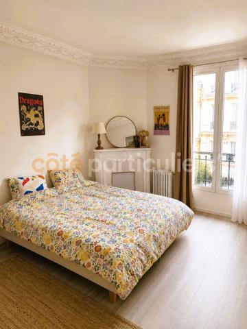 Vente
                Appartement43 m² - 2 Pièces -
                    PARIS (75011)