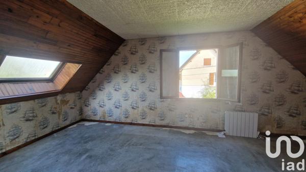 Pavillon 4 pièces de 95 m² à Vergigny (89600)