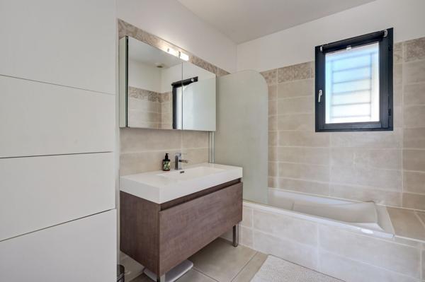 Vente Maison de luxe Éguilles 5 Pièces 105 m²