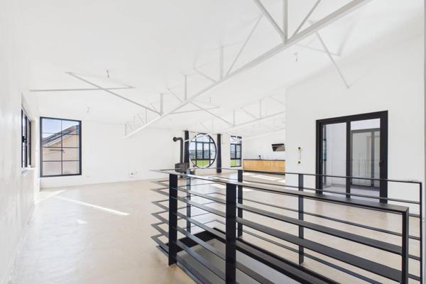 Ensemble immobilier Loft exception et grand garage