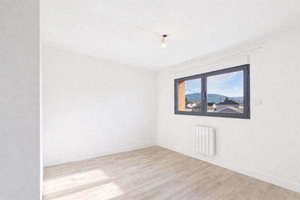 Ensemble immobilier Loft exception et grand garage