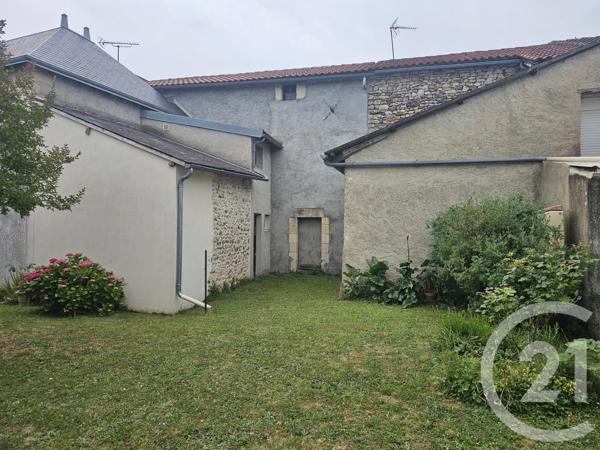 Appartement F5 à vendre  5 pièces - 110,71 m 2   POITIERS  - 86