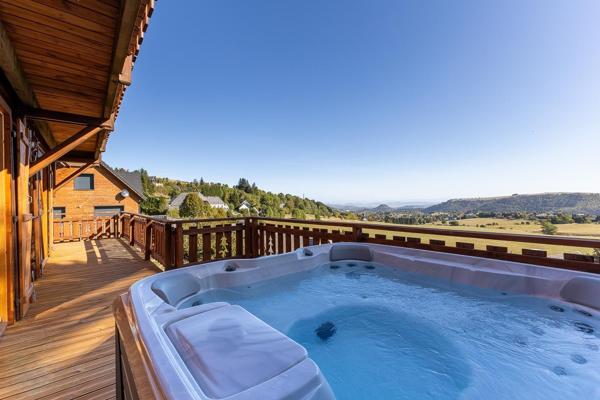 Chalet à vendre à Besse-et-Saint-Anastaise (63610) - Puy-de-Dôme