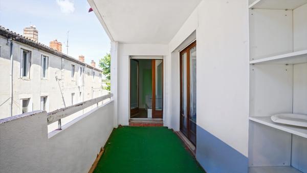 Appartement T2 avec terrasse NIMES (30)