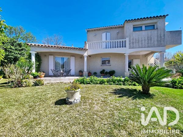 Maison à vendre 6 pièces 157 m² Nîmes