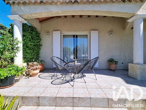 Maison à vendre 6 pièces 157 m² Nîmes