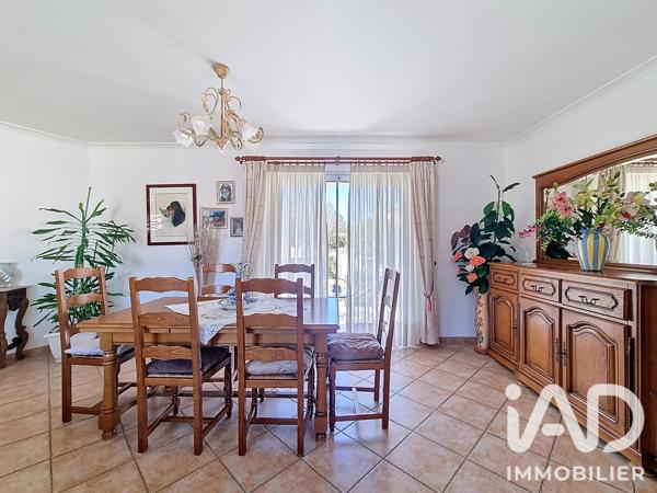 Maison à vendre 6 pièces 157 m² Nîmes