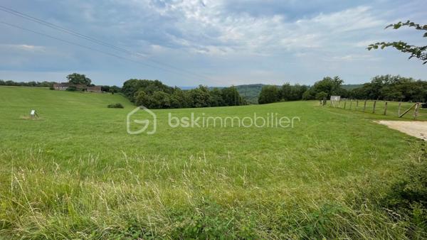 Terrain de 10 280 m²