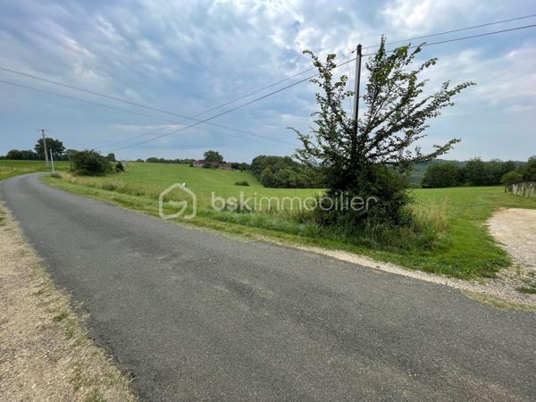 Terrain de 10 280 m²