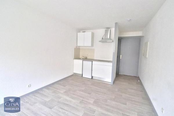 Appartement à louer 1 pièce 20.18m² Saint-Étienne (42100)