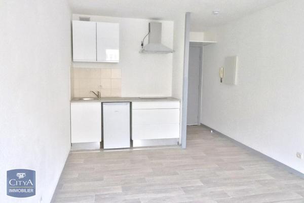 Appartement à louer 1 pièce 20.18m² Saint-Étienne (42100)