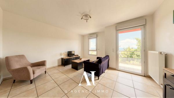 Appartement T2 étage 3/4 Balcon vue Alpes 2 places de parking Gex 01170