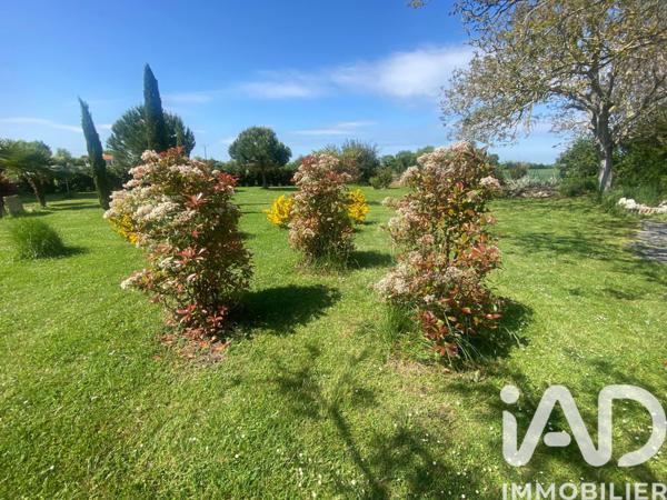 Maison à vendre 15 pièces 305 m² Le Gua