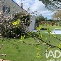 Maison à vendre 15 pièces 305 m² Le Gua