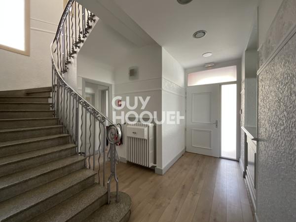 MAISON À VENDRE DE 8 PIÈCES DE 287,00 M²