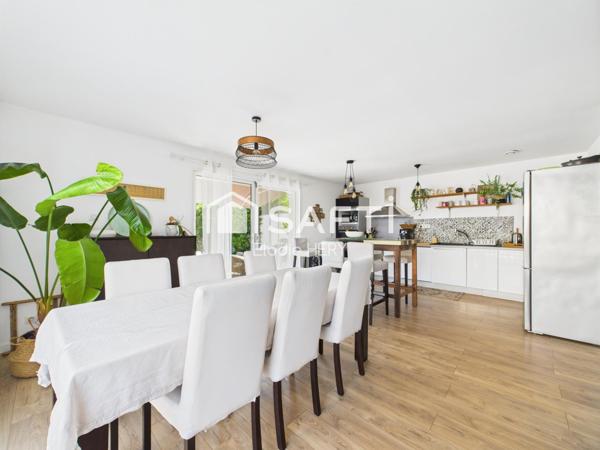 Parempuyre – Maison récente 137 m² avec piscine, 4 chambres et terrasses