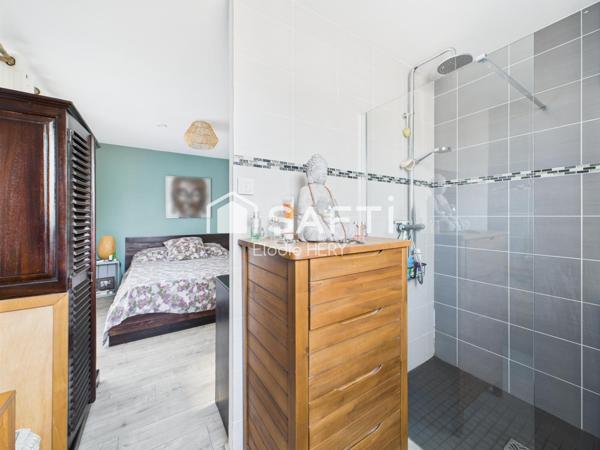 Parempuyre – Maison récente 137 m² avec piscine, 4 chambres et terrasses