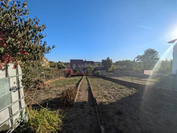 Vente                                                      Maison
                        
                     5 pièces                      101 m2                     à Neufchâteau