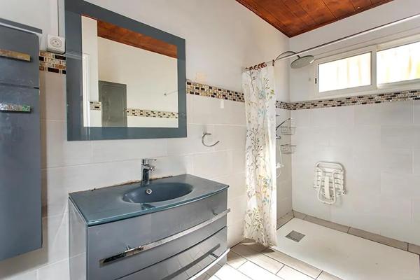 Maison à vendre 6 pièces 126m² Petite-Île (97429)