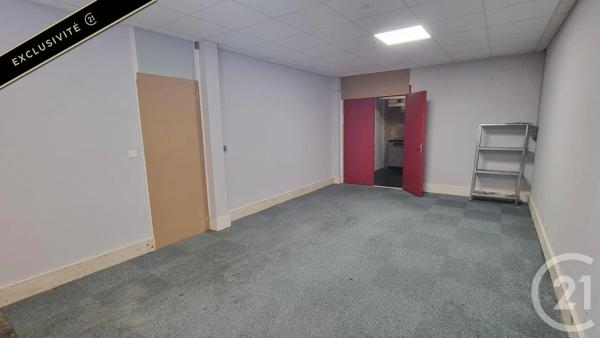 Appartement T3 à vendre  3 pièces - 94,25 m 2   SARLAT LA CANEDA  - 24