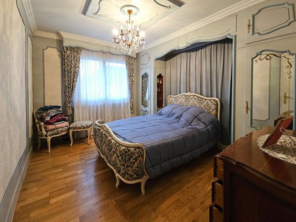 Maison 2 chambres avec combles aménageables, sur sous-sol total.