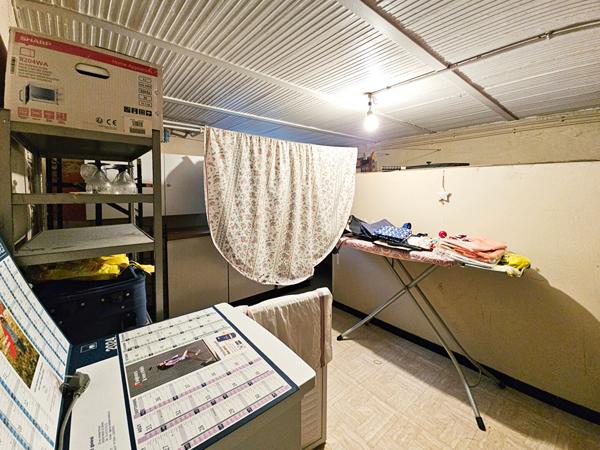 Maison 2 chambres avec combles aménageables, sur sous-sol total.