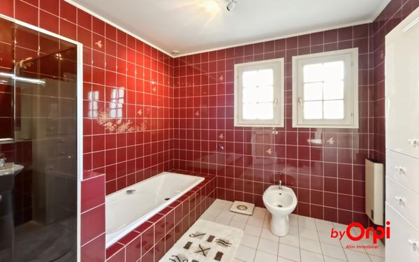 Maison à vendre    4 pièces •  Domérat