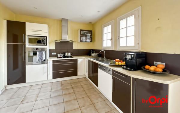 Maison à vendre    4 pièces •  Domérat