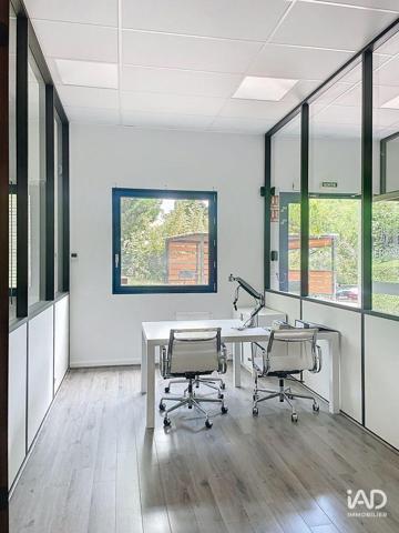Location bureaux 143 m² Limonest