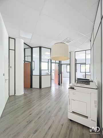Location bureaux 143 m² Limonest