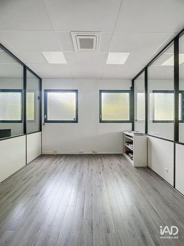 Location bureaux 143 m² Limonest