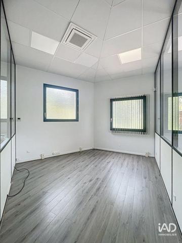 Location bureaux 143 m² Limonest