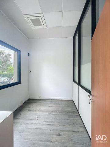 Location bureaux 143 m² Limonest
