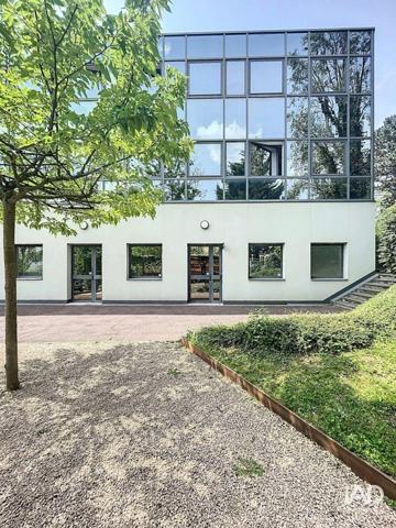 Location bureaux 143 m² Limonest