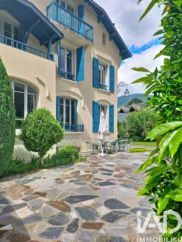 Maison à vendre 7 pièces 211 m² Bagnères-de-Luchon