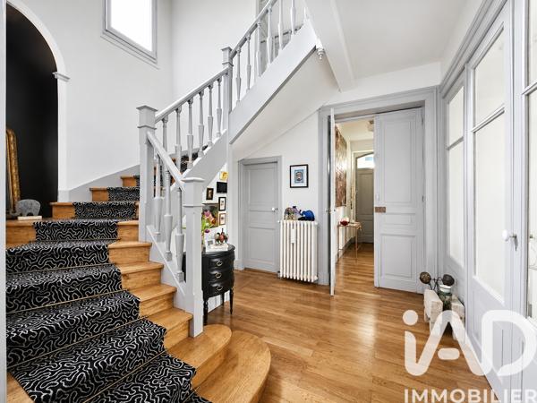 Maison à vendre 7 pièces 211 m² Bagnères-de-Luchon