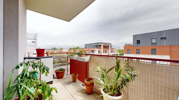 Appartement 4 pièces - proche T7 - RER C