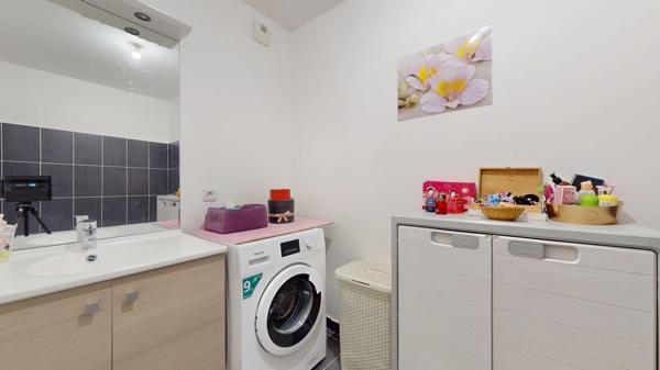 Appartement 4 pièces - proche T7 - RER C