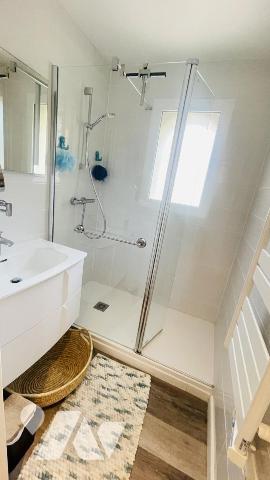 CARNAC : appartement vue mer avec parking sécurisé et cave