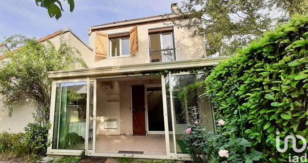 Maison 3 pièces de 88 m² à Saclay (91400)
