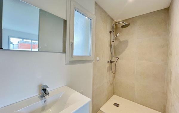 Vente Villa Villa clé en main avec jardin rénové(e) Vias   