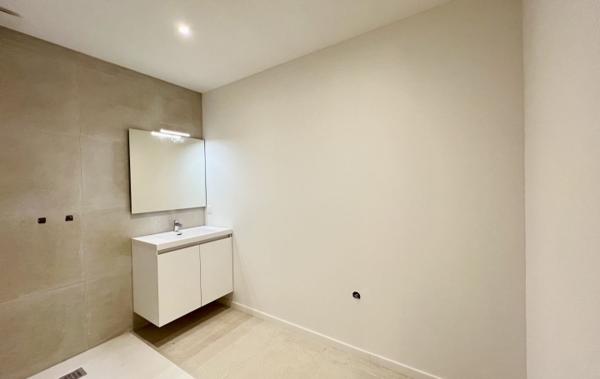 Vente Villa Villa clé en main avec jardin rénové(e) Vias   