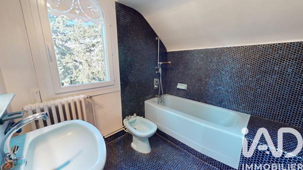 Maison à vendre 8 pièces 188 m² Clermont-Ferrand