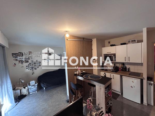 Location Studio 27.92 m² - 45 RUE MARCELIN BERTHELOT La Roche Sur Yon 85000