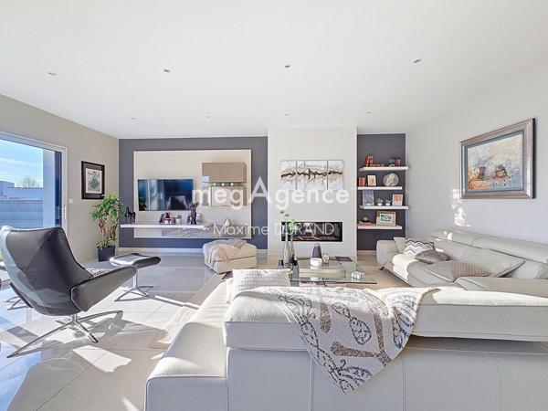 Maison à LA SEGUINIERE, 49280 - 6 pièces 166m²