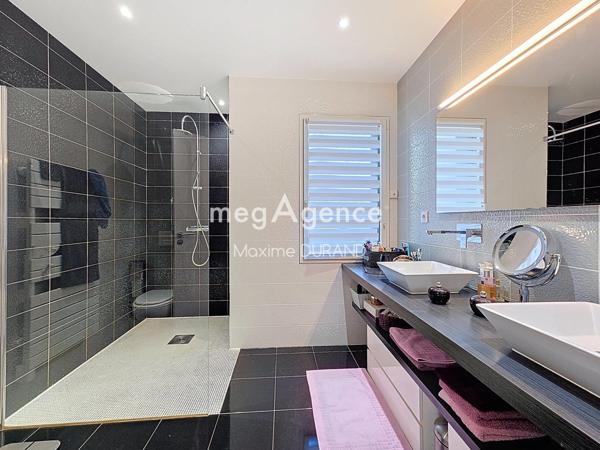 Maison à LA SEGUINIERE, 49280 - 6 pièces 166m²