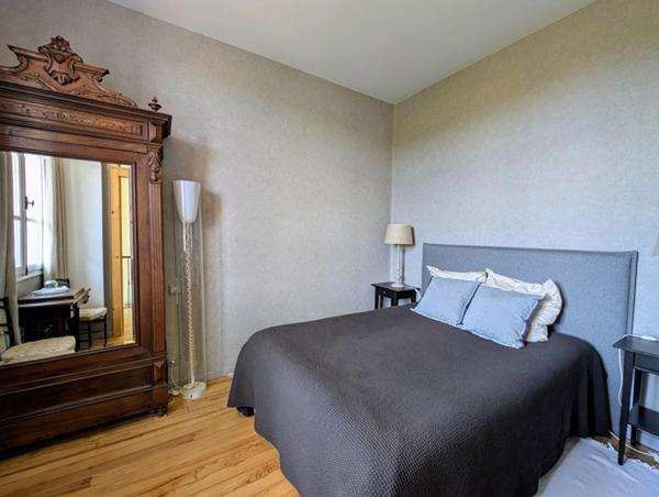 Maison bourgeoise de 140 m2 avec piscine sur terrain de 1384 m²