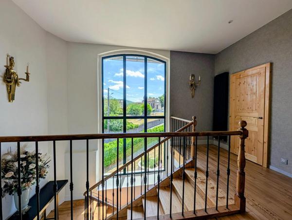 Maison bourgeoise de 140 m2 avec piscine sur terrain de 1384 m²